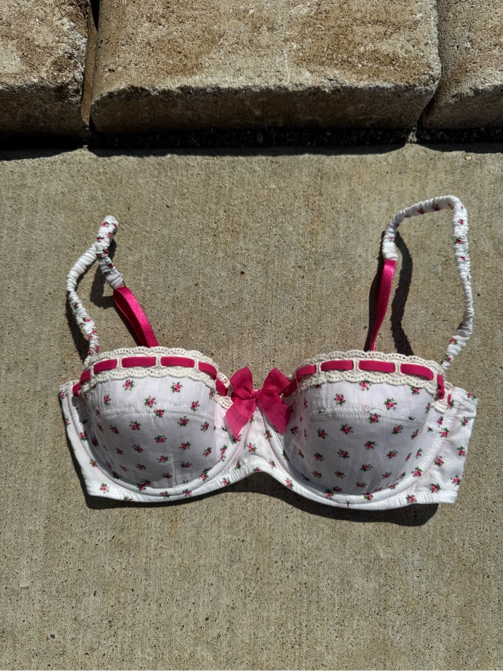 NWT Vintage PINK By Victoria’s Secret Flower Lace Bra